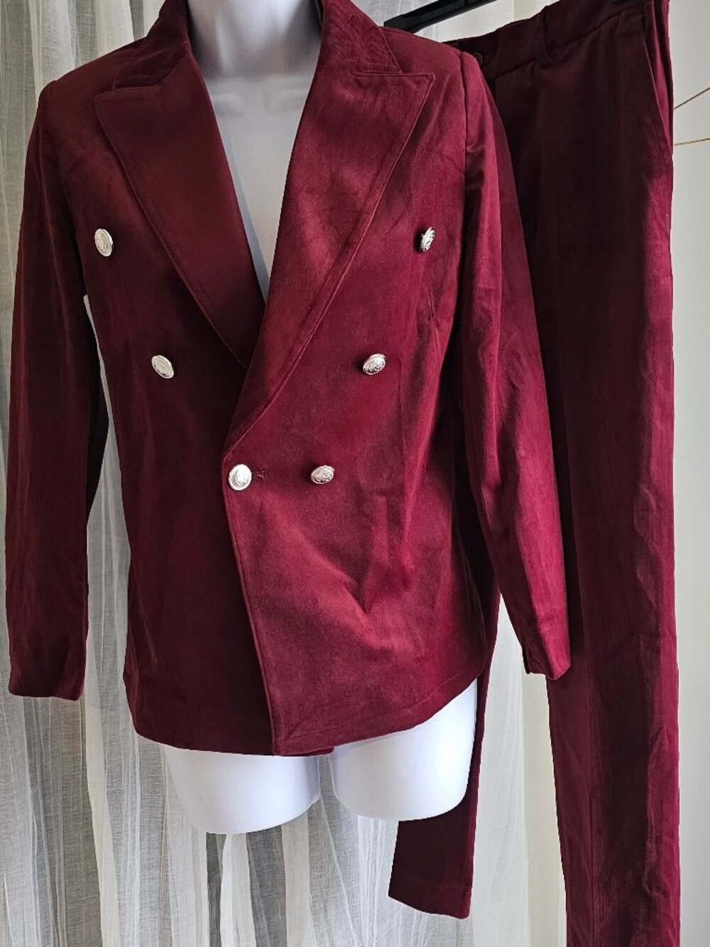 Women's Velvet  Blazer Slim Fit Pants Suit Burgundy Size 0 NEW